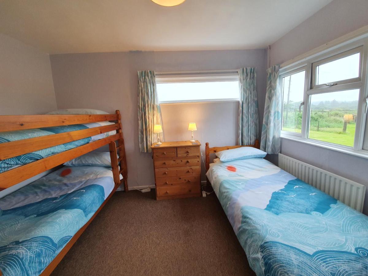 Holiday home Ty Pren Bach *